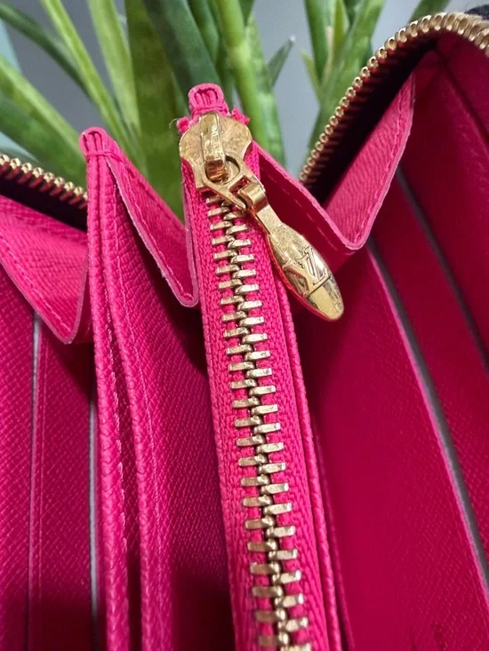 LOUIS VUITTON MONOGRAM MURAKAMI MULTICOLOR LONG ZIPPY WALLET - Picture 10 of 14